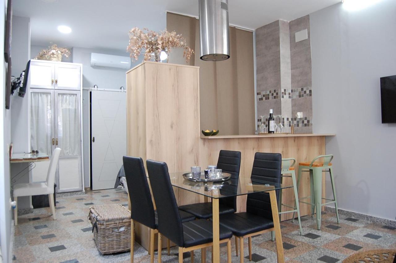 Apartamentos Los Jardines& Parking Кордова Экстерьер фото